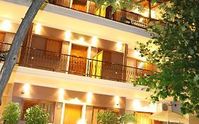 Vaya Apartments & Studios